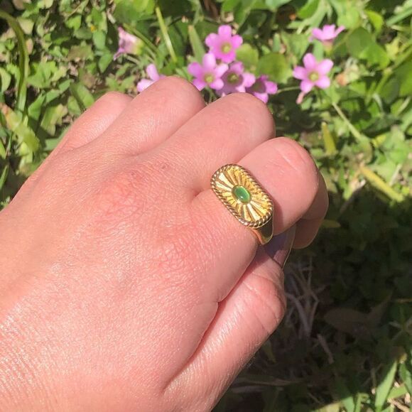 New! “Cleopatra” Gold Ring - Picture 5 of 6